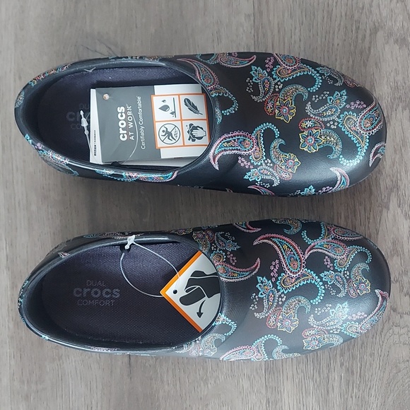 Crocs Neira pro II graphic paisley print clog - Picture 2 of 9